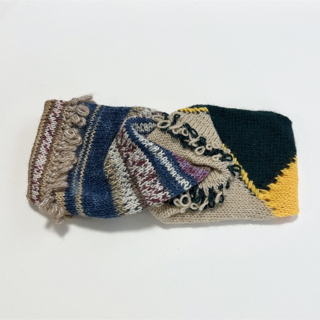 【手編み】Opal毛糸 クロス型ヘアターバン レリーフ編み完全オリジナル ハンドメイドのアクセサリー(ヘアアクセサリー)の商品写真