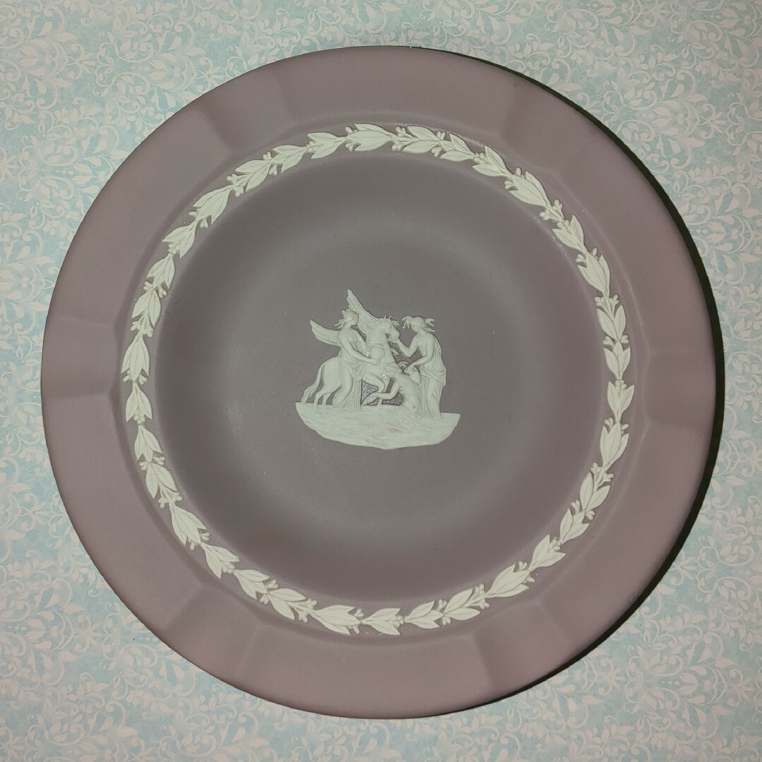 WEDGWOOD(ウェッジウッド)のWEDGWOOD ウエッジウッド　　　　　　ジャスパー ラベンダー 飾り皿 エンタメ/ホビーの美術品/アンティーク(陶芸)の商品写真