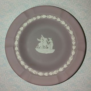 ウェッジウッド(WEDGWOOD)のWEDGWOOD ウエッジウッド　　　　　　ジャスパー ラベンダー 飾り皿(陶芸)