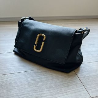 マークジェイコブス(MARC JACOBS)のMARC JACOBS バッグ　(BLACK)(ハンドバッグ)