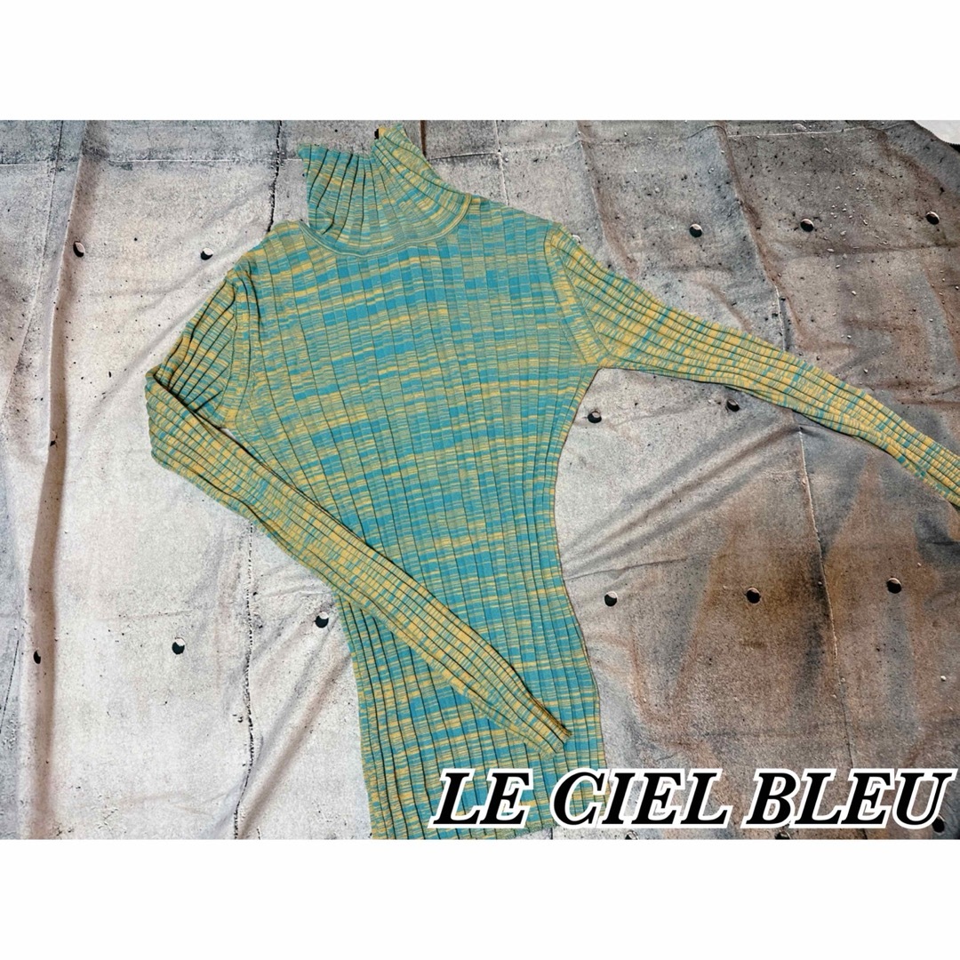 LE CIEL BLEU(ルシェルブルー)のルシェル ブルー　バックジップタートルネックニット レディースのトップス(ニット/セーター)の商品写真