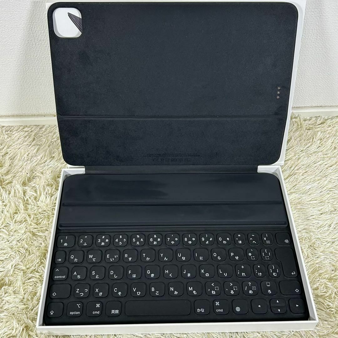 Apple iPad Smart Keyboard Folio 日本語JIS配列 スマホ/家電/カメラのPC/タブレット(タブレット)の商品写真