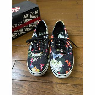 ヴァンズ(VANS)の▽VANS 花柄スニーカー▽(スニーカー)