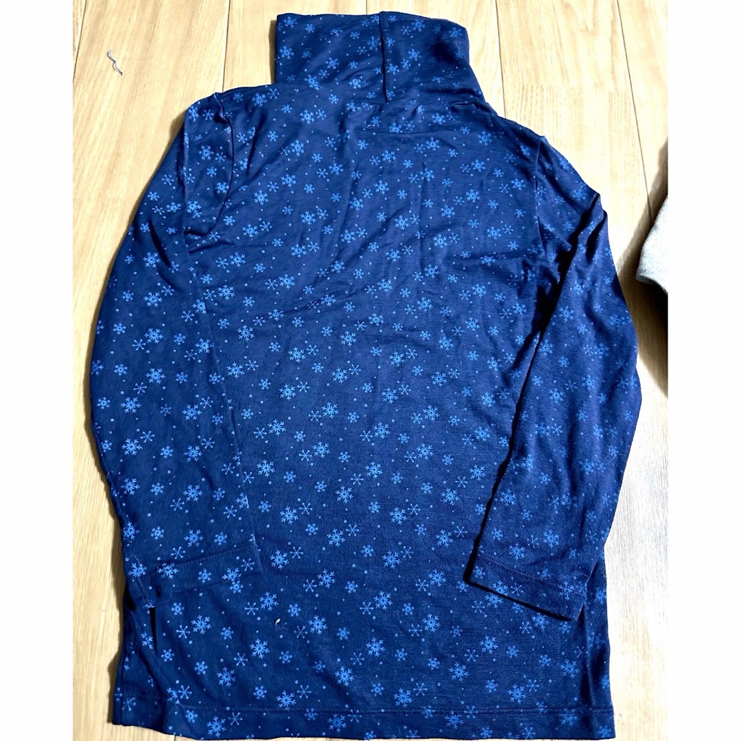 UNIQLO(ユニクロ)の130 ユニクロ 2セット キッズ/ベビー/マタニティのキッズ服男の子用(90cm~)(Tシャツ/カットソー)の商品写真