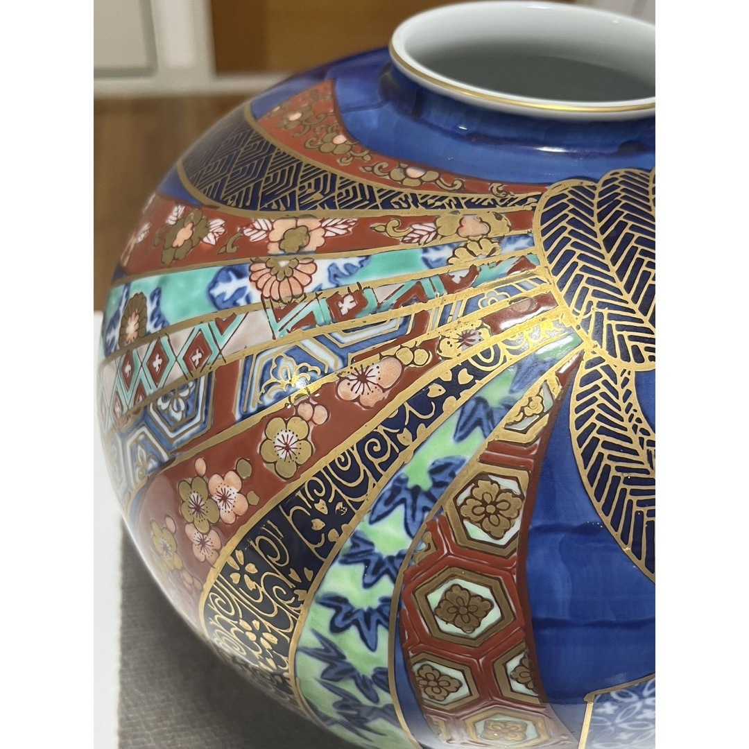 有田焼 花瓶 有名作家物 哲山作 大花瓶熨 斗絵花瓶金彩 色絵 飾 有田焼 花瓶 有名作家物 哲山作 大花瓶熨 斗絵花瓶金彩 色絵 飾