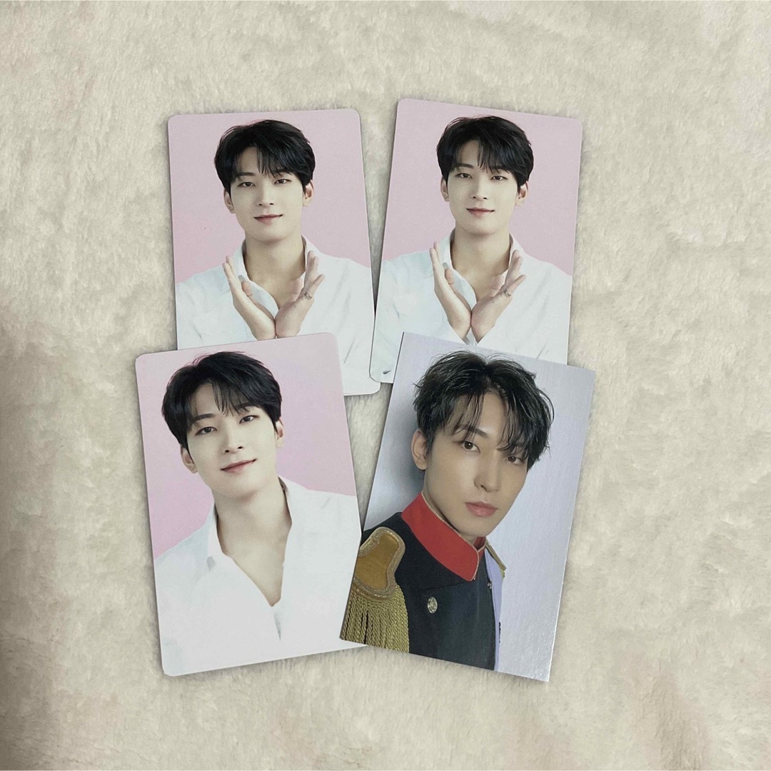 seventeen cafe seoul ウォヌ　セブチカフェ エンタメ/ホビーのタレントグッズ(アイドルグッズ)の商品写真