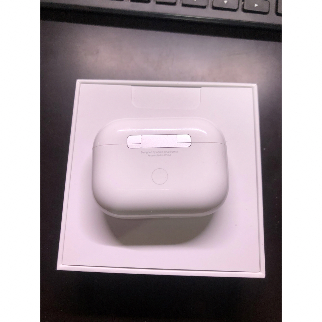 最も人気商品 Apple AirPods Pro 第2世代 充電ケースlightning充電