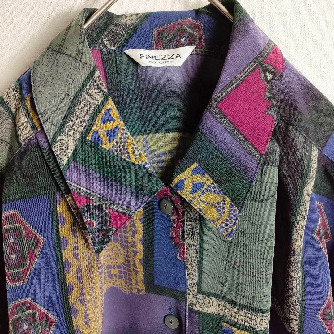 バロック柄 ポリシャツ ダークカラー 紫 プリーツ レトロ メンズのトップス(シャツ)の商品写真
