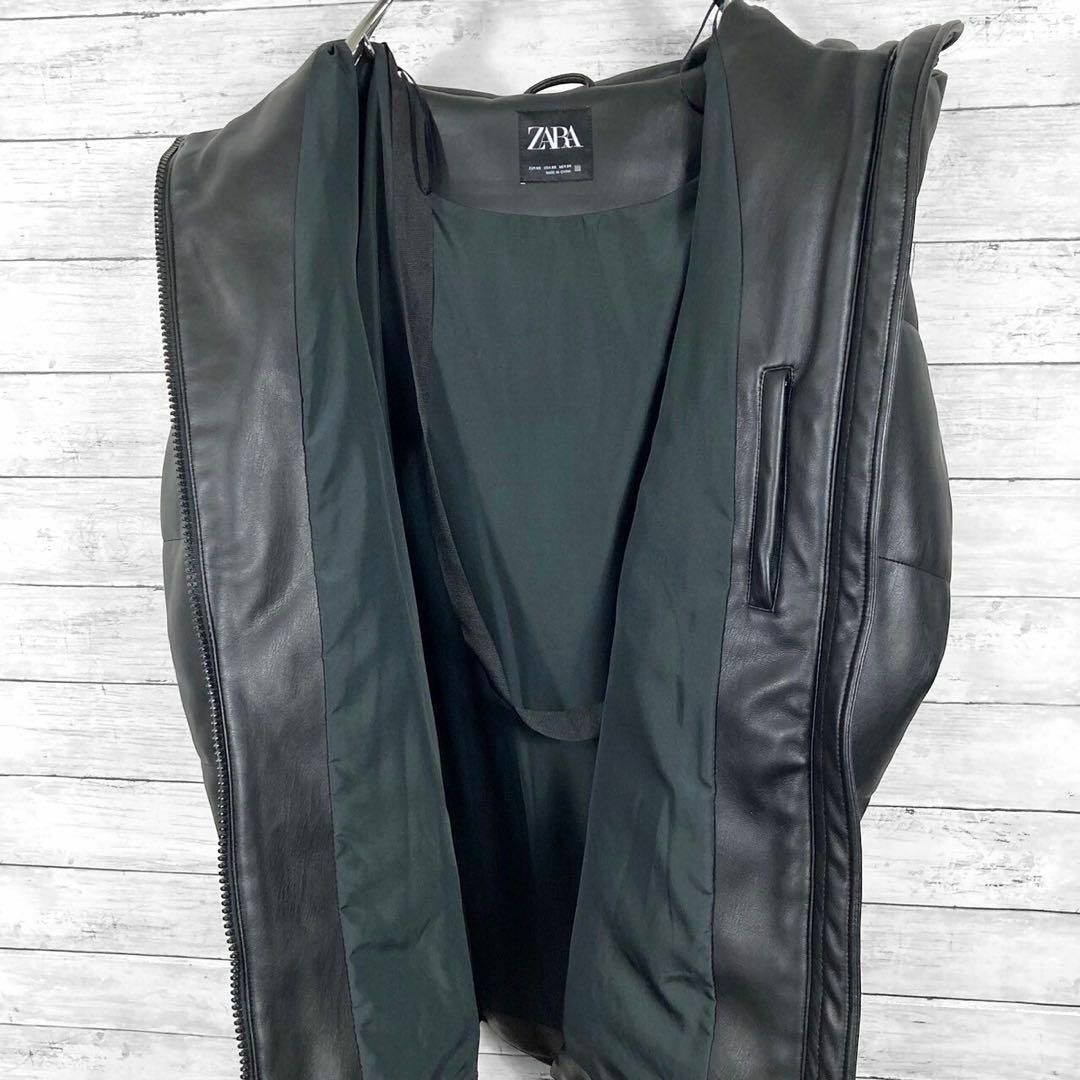 ZARA(ザラ)のザラ フェイクレザー ダウンジャケット ダウンコート ブラック XSサイズ メンズのジャケット/アウター(ダウンジャケット)の商品写真