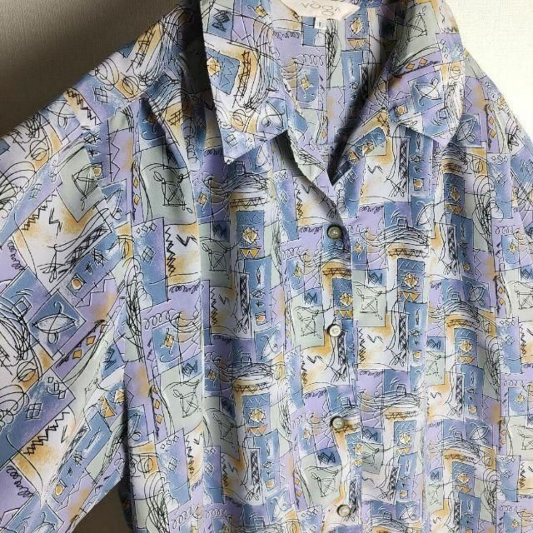 バルーン袖 ポリシャツ 開襟 くすみパープル アート柄 レトロ古着 メンズのトップス(シャツ)の商品写真