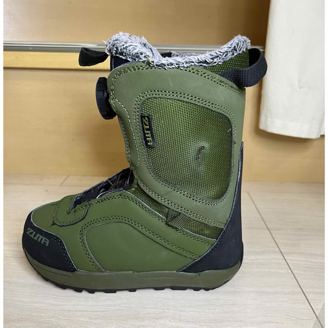 ZUMA TGA JR BOOTS スポーツ/アウトドアのスノーボード(ブーツ)の商品写真