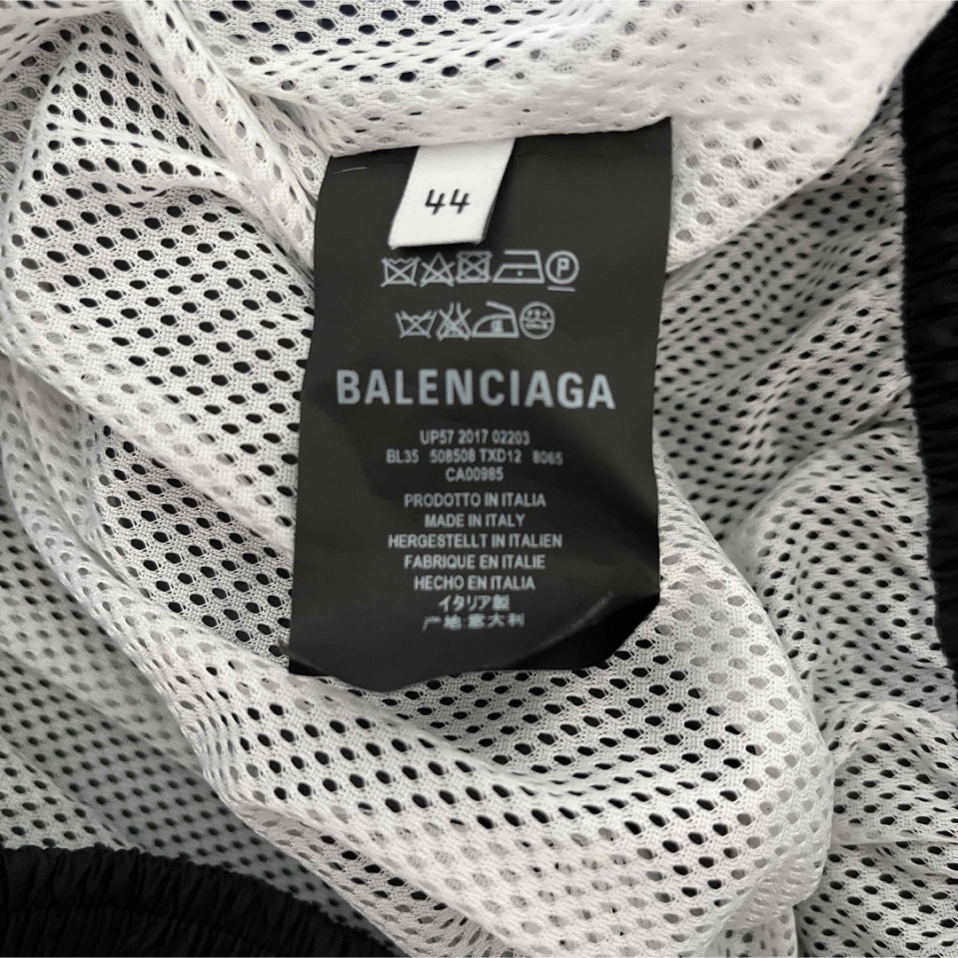 Balenciaga(バレンシアガ)のBALENCIAGAナイロントラックジャケット メンズのジャケット/アウター(ナイロンジャケット)の商品写真