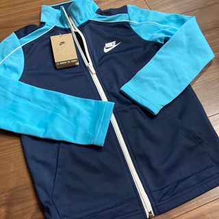 ナイキ(NIKE)のタグ付き新品⭐︎NIKE140サイズ(ジャケット/上着)