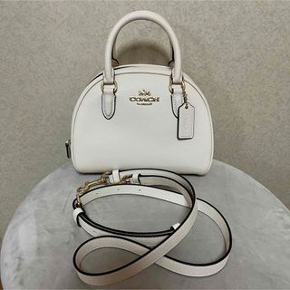 コーチ(COACH)のコーチ　coach  シドニーサッチェル　ホワイト(ハンドバッグ)