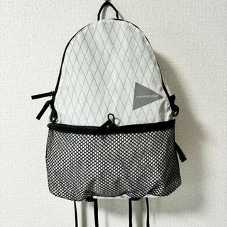 and wander　アンドワンダー　X-PAC　20L　デイパック　ホワイト