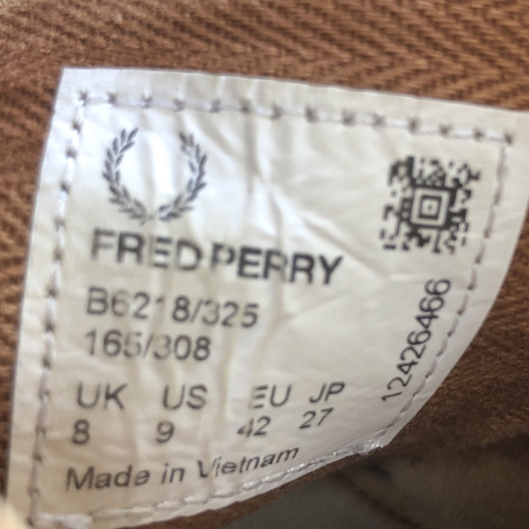 FRED PERRY(フレッドペリー)のFred Perry⭐️ダークブラウン レザースニーカー 本革 焦茶×ゴールド メンズの靴/シューズ(スニーカー)の商品写真