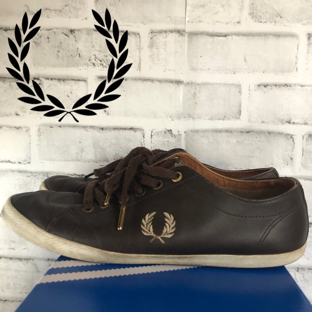 FRED PERRY(フレッドペリー)のFred Perry⭐️ダークブラウン レザースニーカー 本革 焦茶×ゴールド メンズの靴/シューズ(スニーカー)の商品写真