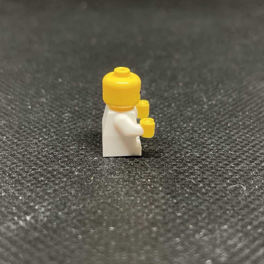 Lego(レゴ)のレゴ　ミニフィグ　赤ちゃん【白】 キッズ/ベビー/マタニティのおもちゃ(知育玩具)の商品写真