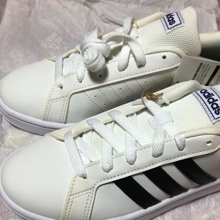 アディダス(adidas)のaddidas アディダス　グランドコート 23.5cm(新品)(スニーカー)