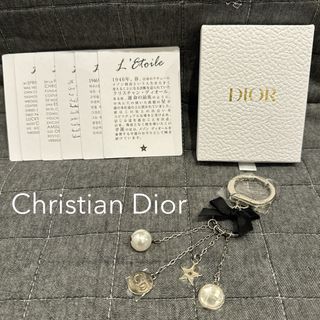 ディオール(Dior)のChristian Dior ディオール キーホルダー パール リボン 星 CD(キーホルダー)