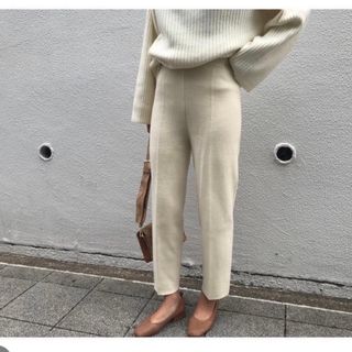 ザラ(ZARA)のeLLa ニットパンツ(カジュアルパンツ)