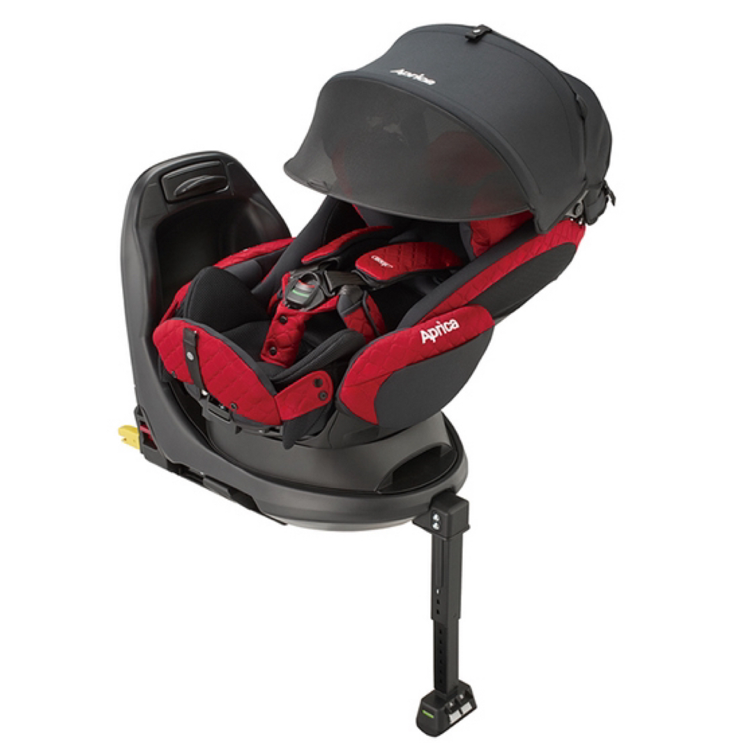 Aprica(アップリカ)の【美品】アップリカ フラディアグロウisofix チャイルドシート レッド キッズ/ベビー/マタニティの外出/移動用品(自動車用チャイルドシート本体)の商品写真