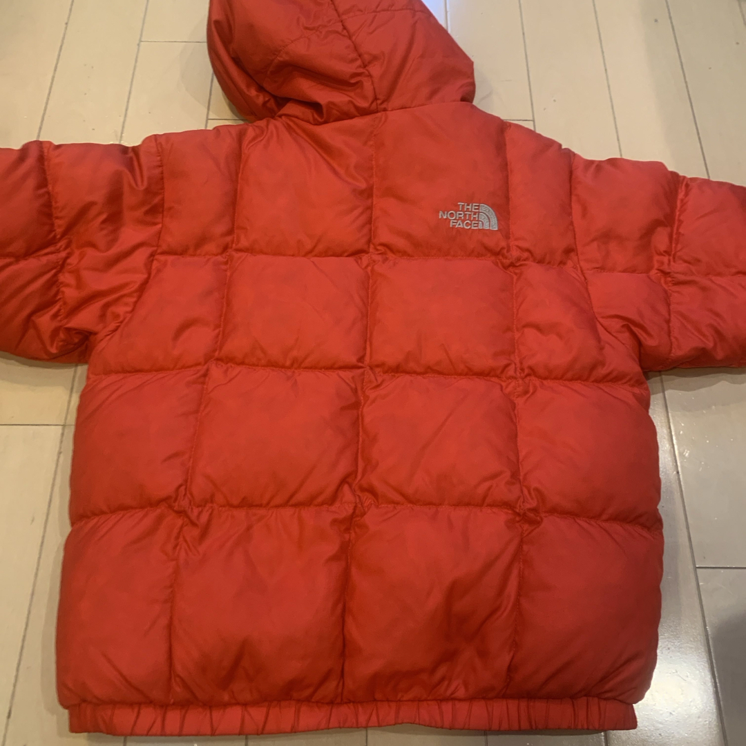 THE NORTH FACE(ザノースフェイス)の正規品　ノースフェイス  ダウンジャケット キッズ/ベビー/マタニティのキッズ服男の子用(90cm~)(ジャケット/上着)の商品写真