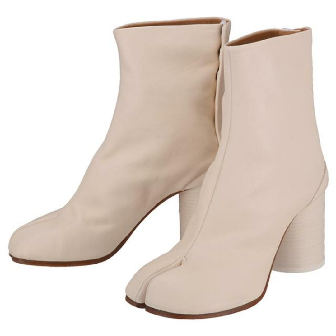 Maison Margiela メゾン マルジェラ Stivaletto S58WU0260 P3753 T4091 / T8013 / T1003 / T2148 足袋ブーツ タビ Tabi ショートブーツ 売れ筋 人気 NKN mgl0215 3.ホワイト レディースの靴/シューズ(ブーツ)の商品写真