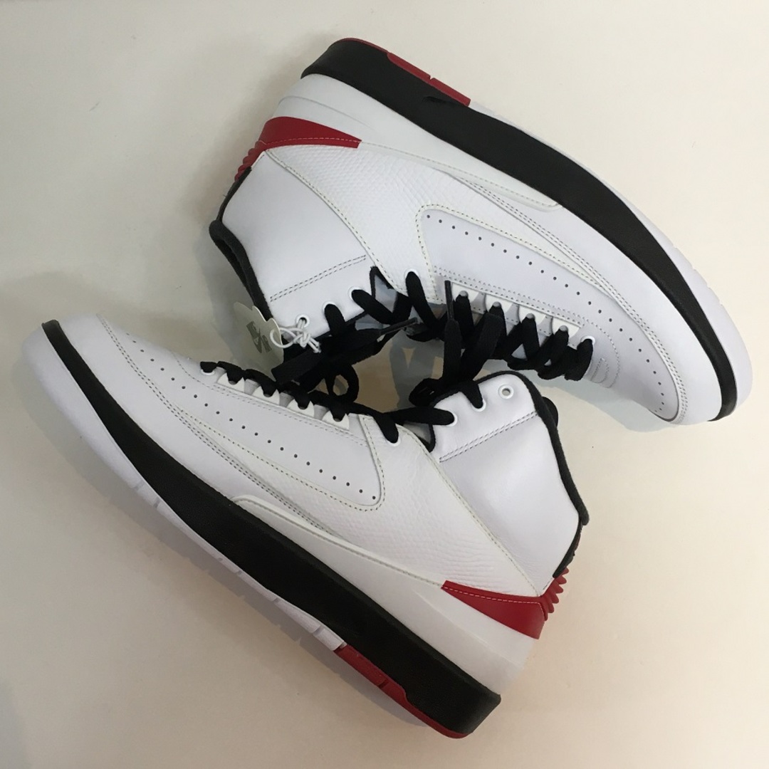 NIKE(ナイキ)のNIKE AIR JORDAN 2 RETRO OG CHICAGO 2022 ナイキ エアジョーダン 2 レトロ オージー シカゴ 【7212-004】 メンズの靴/シューズ(スニーカー)の商品写真