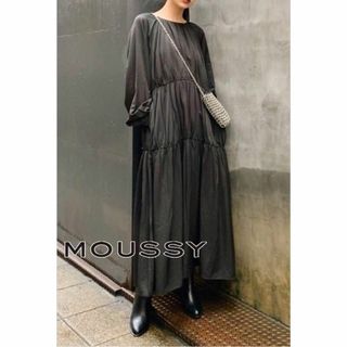 マウジー(moussy)のMOUSSY GATHER TIERED FLARE ドレス(ロングワンピース/マキシワンピース)