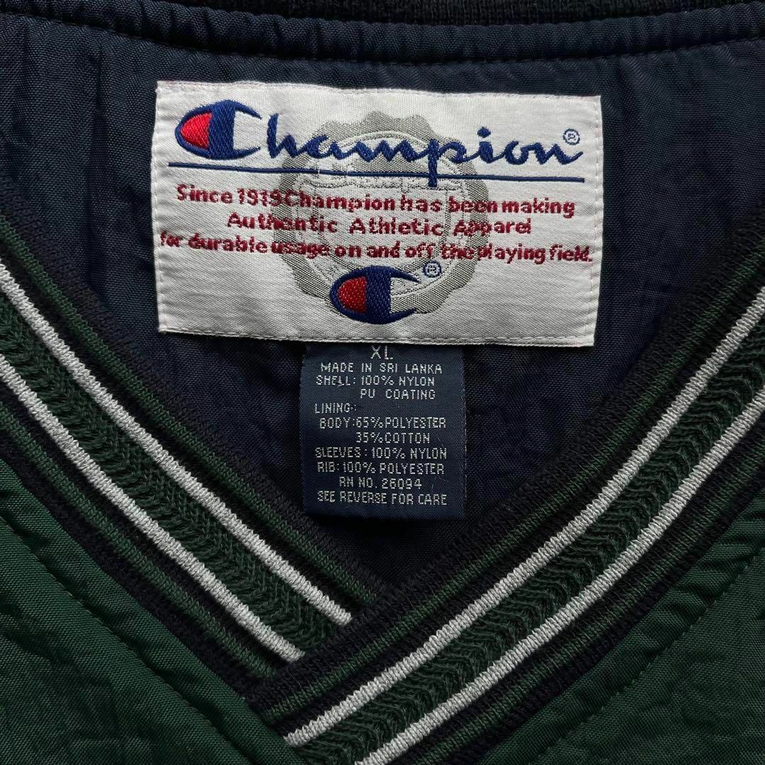 Champion(チャンピオン)のチャンピオン　ナイロンプルオーバージャケット　ビッグロゴ　ゲームシャツ　グリーン メンズのジャケット/アウター(ナイロンジャケット)の商品写真