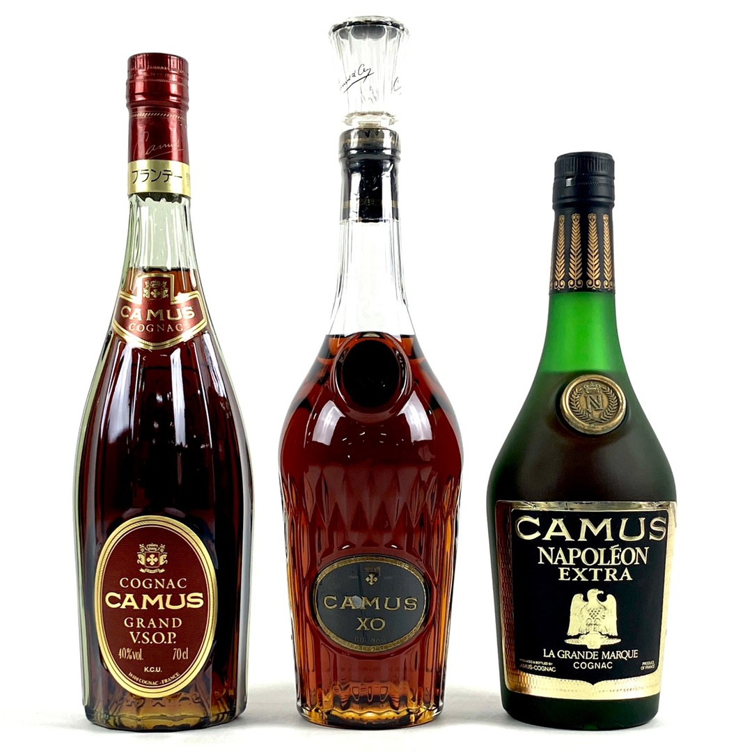 カミュ(カミュ)の3本 カミュ グランド VSOP XO ロングネック ナポレオン エクストラ 食品/飲料/酒の酒(ブランデー)の商品写真