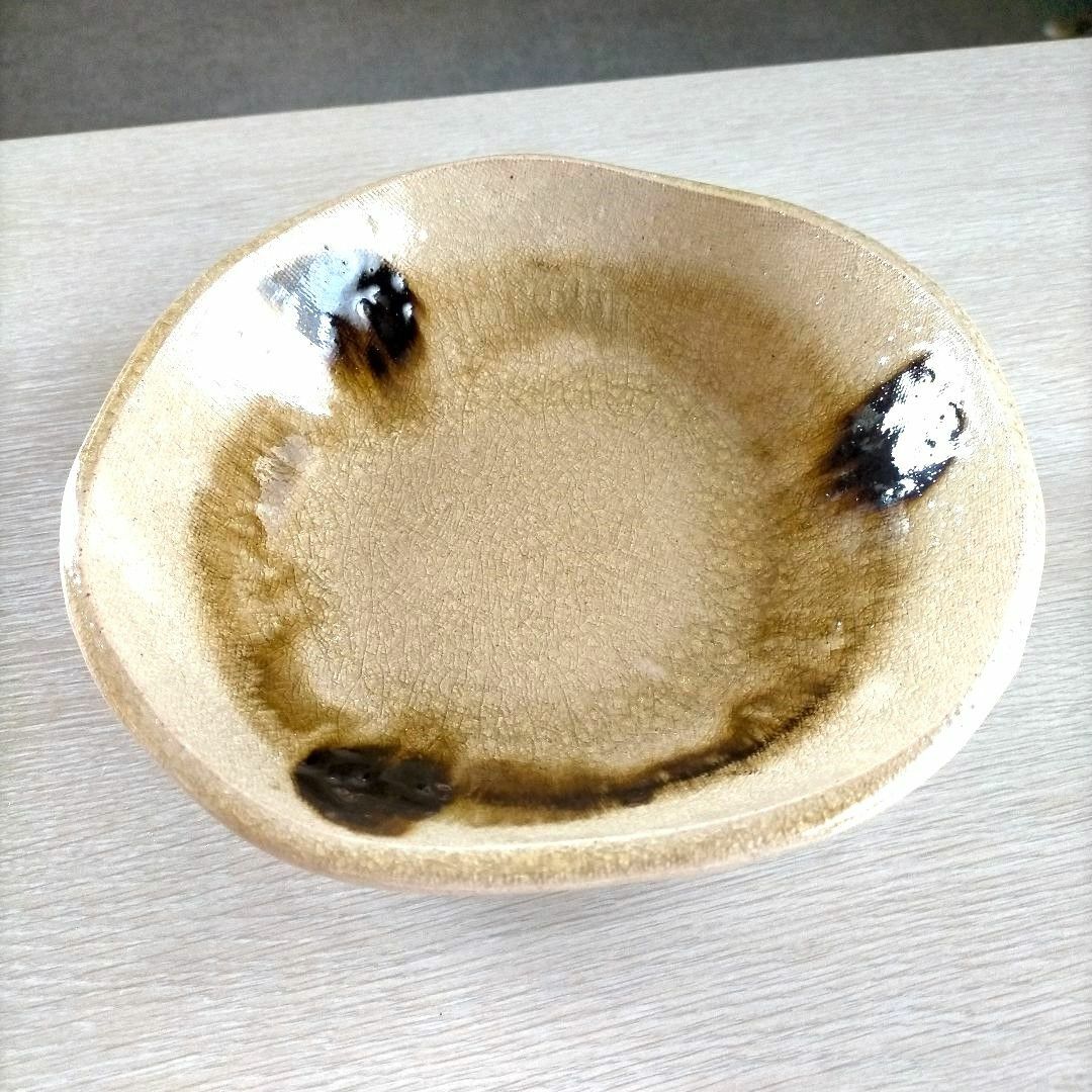 新品・陶芸品・灰釉の器・和菓子皿 新品・陶芸品・灰釉の器・和菓子皿