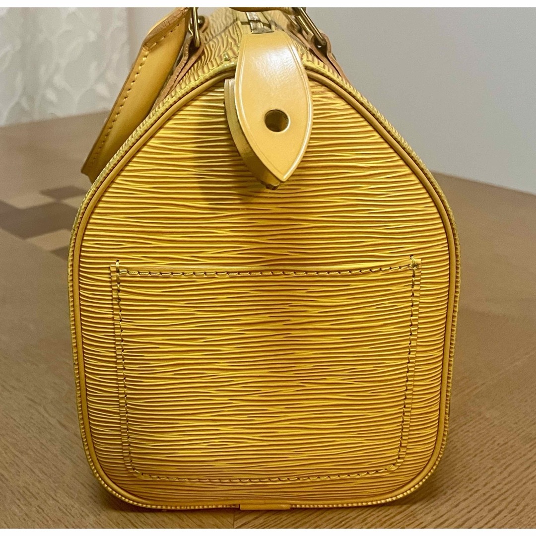 LOUIS VUITTON(ルイヴィトン)のルイ ヴィトン エピ スピーディ25 ハンドバッグ レディースのバッグ(ハンドバッグ)の商品写真