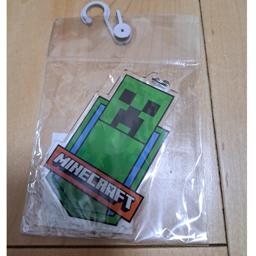 しまむら(シマムラ)の【新品】マインクラフト/Minecraft クリーパーアクリルキーホルダー エンタメ/ホビーのアニメグッズ(キーホルダー)の商品写真