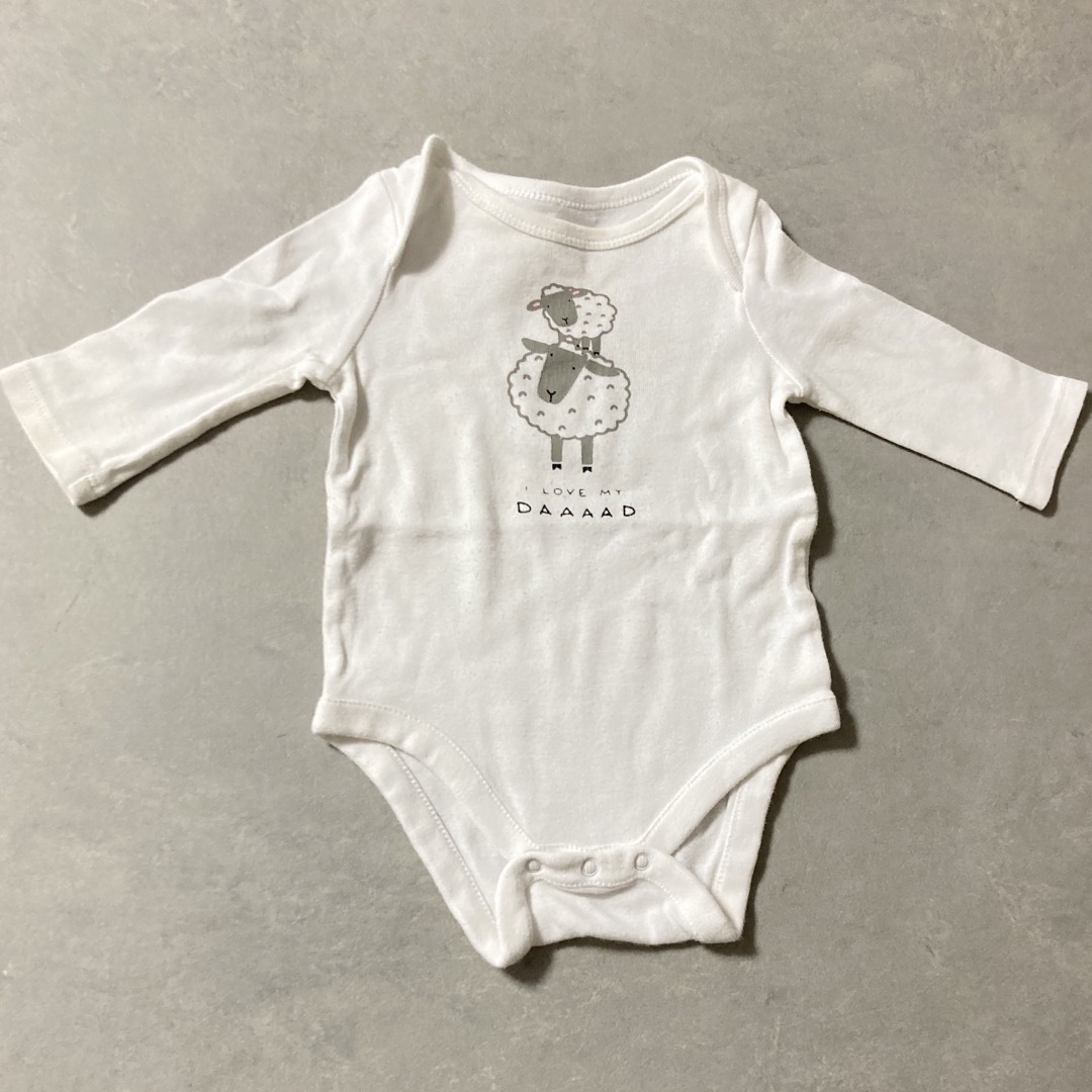 babyGAP(ベビーギャップ)の新生児 長袖 ロンパース ボディスーツ 肌着 キッズ/ベビー/マタニティのベビー服(~85cm)(肌着/下着)の商品写真
