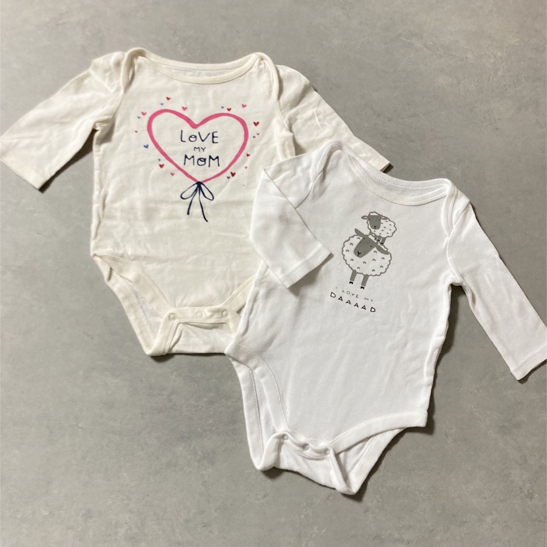 babyGAP(ベビーギャップ)の新生児 長袖 ロンパース ボディスーツ 肌着 キッズ/ベビー/マタニティのベビー服(~85cm)(肌着/下着)の商品写真