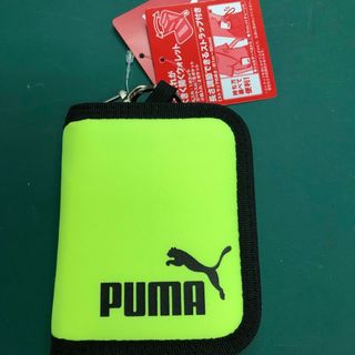 タグ付き　PUMA ２つ折りウォレット イエロー　PM242YE-2400 (折り財布)