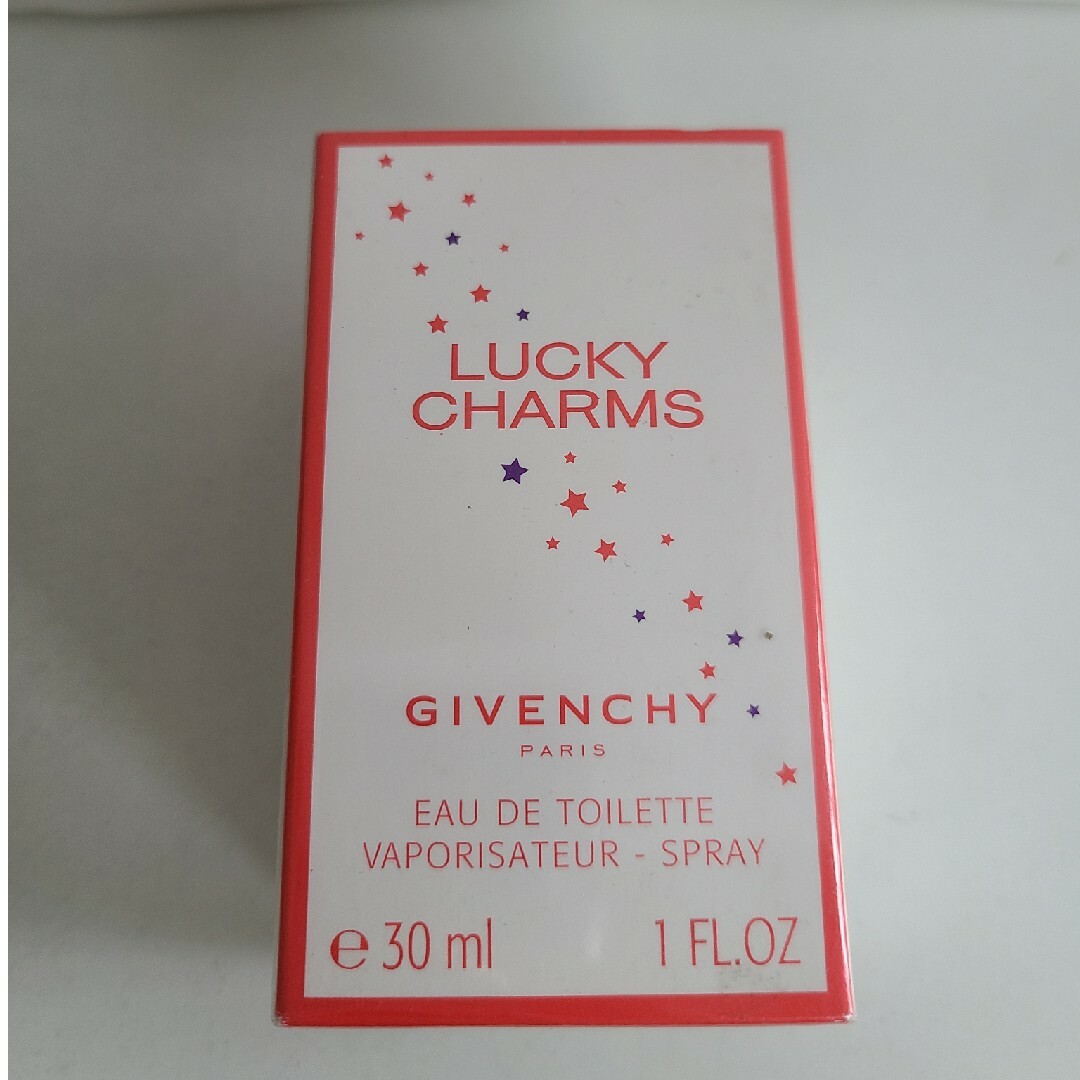 GIVENCHY(ジバンシィ)の新品未開封GIVENCHY　ジバンシーラッキーチャーム30ml コスメ/美容の香水(香水(女性用))の商品写真