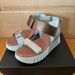 ユナイテッドヌード(UNITED NUDE)のUNITED NUDE ユナイテッド　デルタラン　サンダル　新品　サイズ38(サンダル)