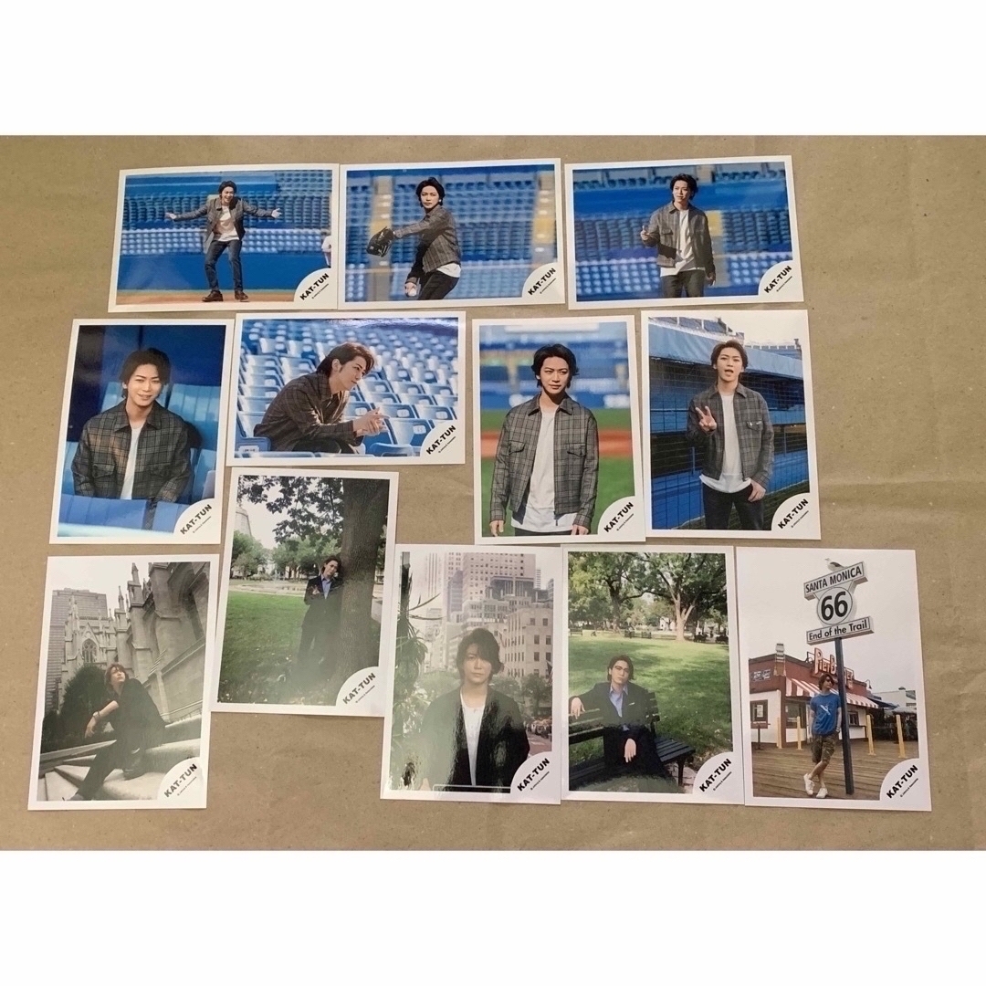 KAT-TUN(カトゥーン)のKATーTUN 亀梨和也 公式 生写真 エンタメ/ホビーのタレントグッズ(アイドルグッズ)の商品写真