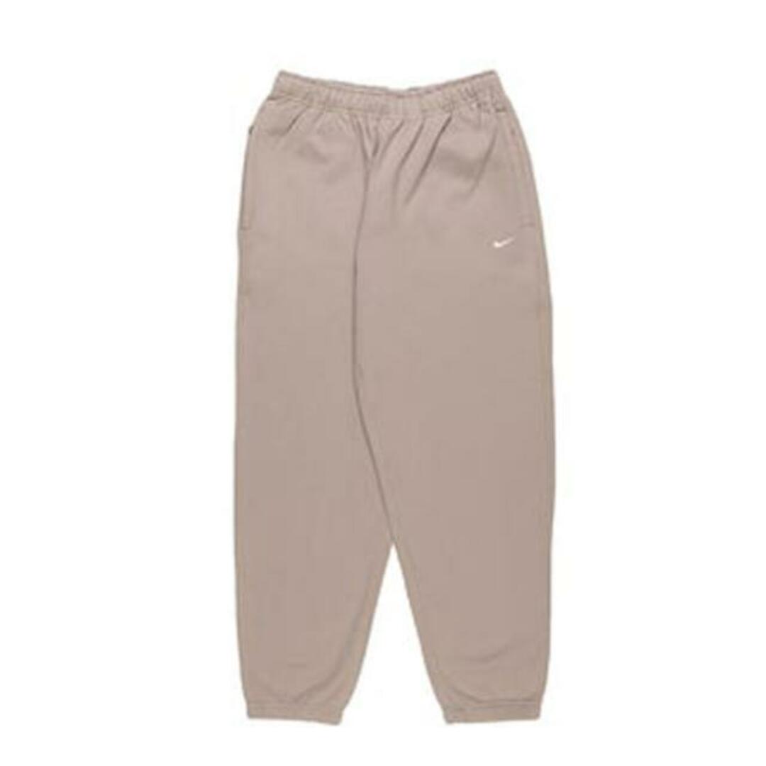 NIKE(ナイキ)のNIKE LAB ナイキ ラボ Solo Swoosh Fleece Pants ソロ スウッシュ フリース パンツ CW5460 メンズボトムス ライトボーンホワイト ダークグレー ブラック グリーン レッド モルト  6.モルト メンズのパンツ(ワークパンツ/カーゴパンツ)の商品写真