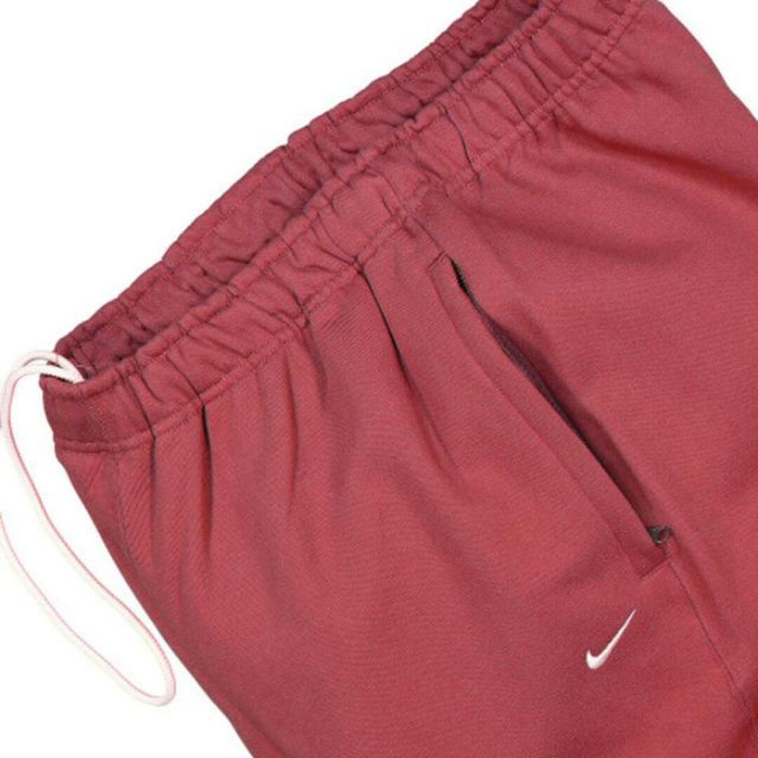 NIKE(ナイキ)のNIKE LAB ナイキ ラボ Solo Swoosh Fleece Pants ソロ スウッシュ フリース パンツ CW5460 メンズボトムス ライトボーンホワイト ダークグレー ブラック グリーン レッド モルト  5.レッド メンズのパンツ(ワークパンツ/カーゴパンツ)の商品写真