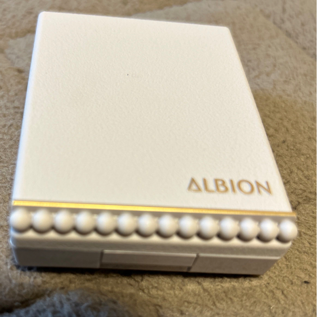 ALBION(アルビオン)のRu-tan様用。 コスメ/美容のベースメイク/化粧品(ファンデーション)の商品写真