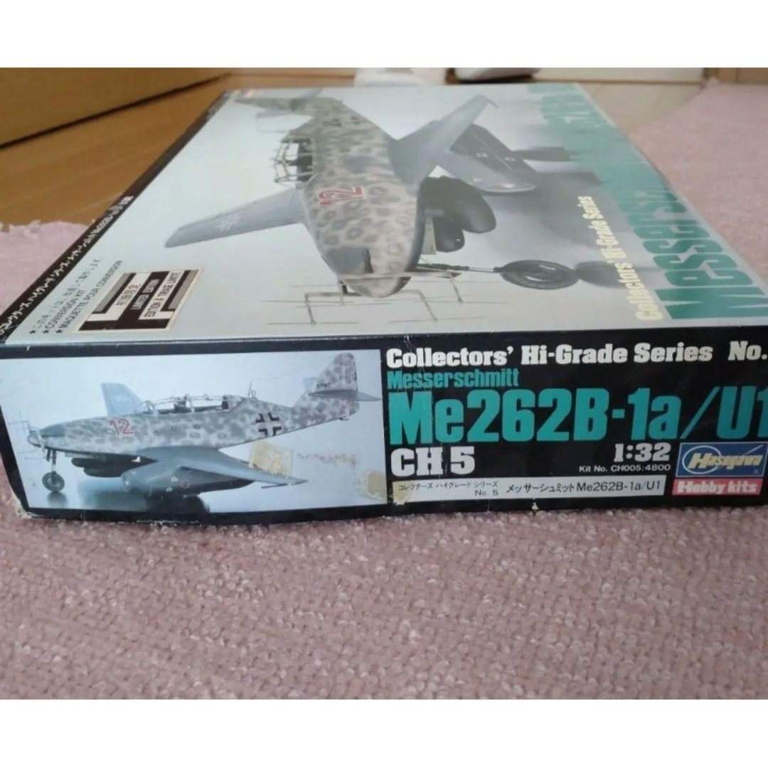 はせがわ(ハセガワ)のHasegawa　Messerschmitt Me262B-1a/Ｕ1 エンタメ/ホビーのおもちゃ/ぬいぐるみ(模型/プラモデル)の商品写真