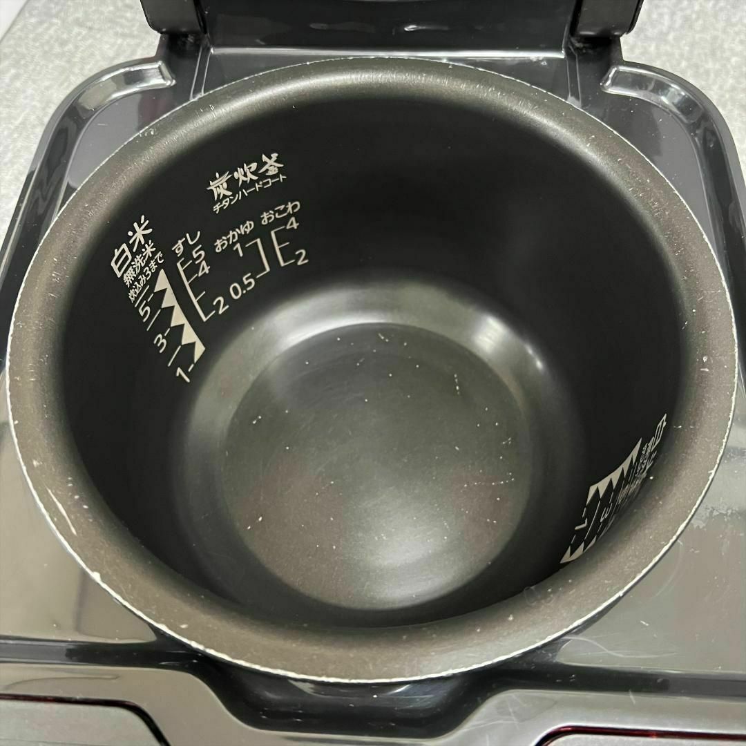 MITSUBISHI　三菱IHジャー炊飯器　5.5合1.0L　NJ-XSA10J スマホ/家電/カメラの調理家電(炊飯器)の商品写真