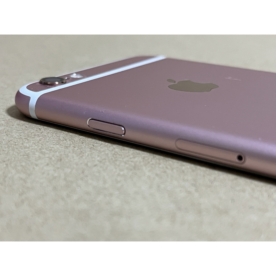 iPhone(アイフォーン)の<バッテリー新品> iPhone6s 16GB SIMフリー ローズゴールド スマホ/家電/カメラのスマートフォン/携帯電話(スマートフォン本体)の商品写真