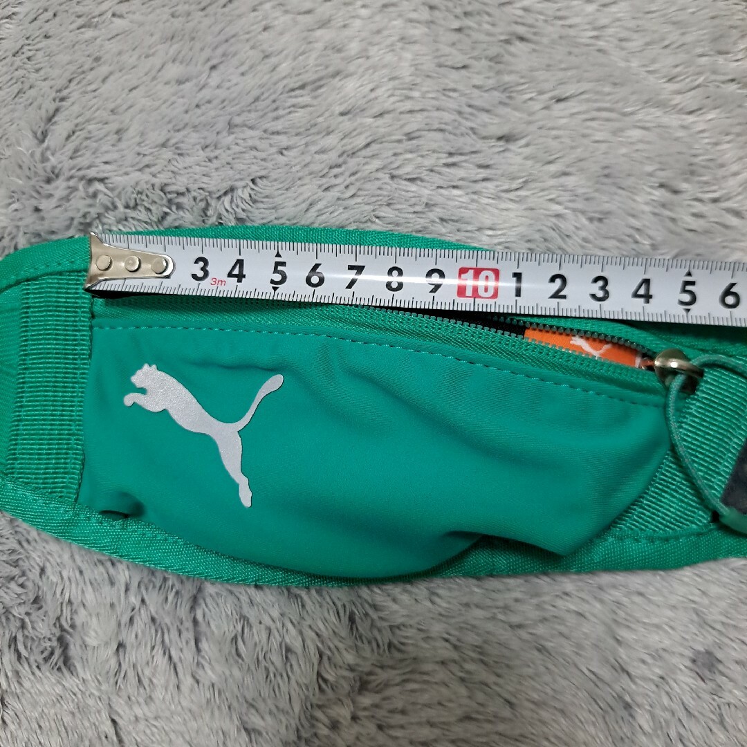 PUMA(プーマ)の新品未使用PUMA PRドリンクホルダー付きウエストバッグ メンズのバッグ(ウエストポーチ)の商品写真