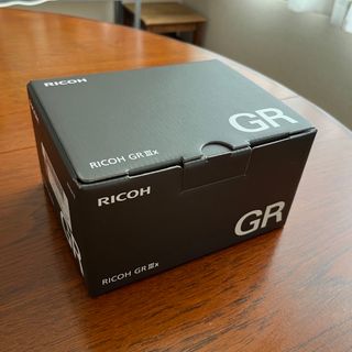 リコー(RICOH)のRICOH コンパクトデジタルカメラ GR IIIX(コンパクトデジタルカメラ)