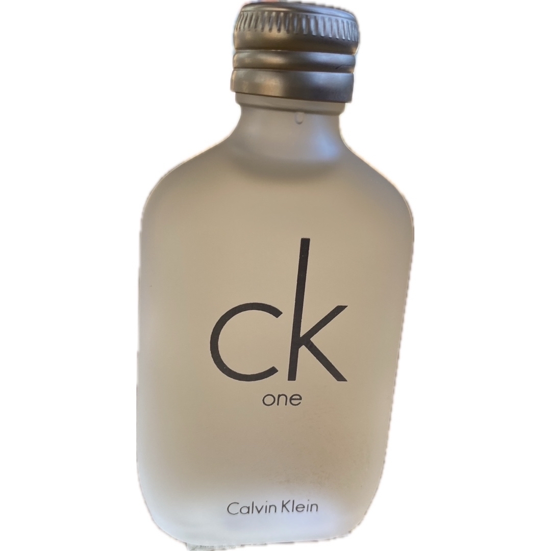 ck Calvin Klein(シーケーカルバンクライン)の香水　カルバンクライン　シーケーワンオードトワレ　15ml コスメ/美容の香水(ユニセックス)の商品写真